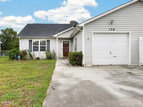 126 Charlton Road, Hubert, NC 28539