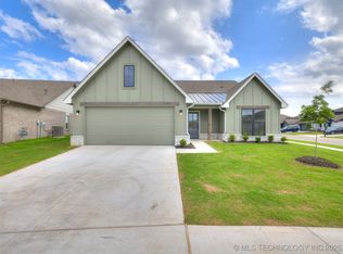 7202 E 132nd St S, Bixby, OK 74008