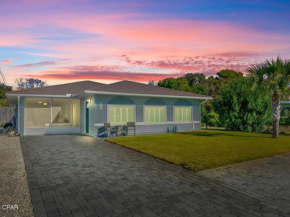 2nd image of 223 Le Grand Dr