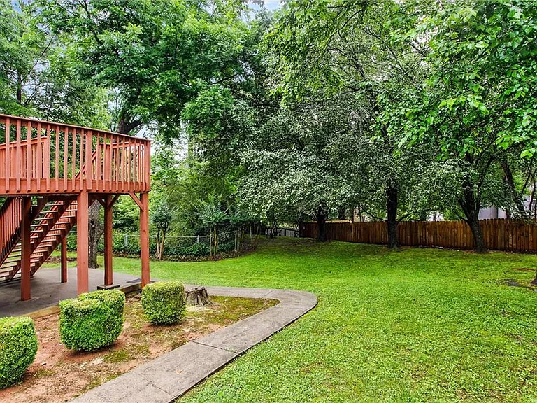 16 Ancient Oak Ct NE — Photo 57