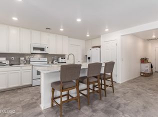 8569 W Amazilia Pl, Tucson, AZ 85757