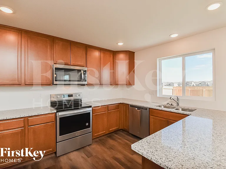 10610 Luneth Dr — Photo 6