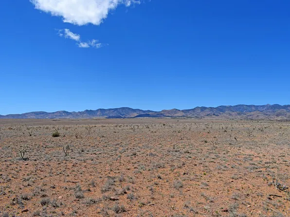 11 Prong Horn Rd, San Antonio, NM 87832