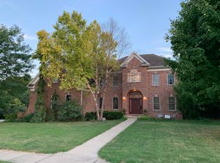 14 Baker Park Ave, Peru, IL 61354