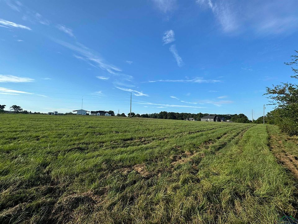 2nd image of 2541 County Road 403