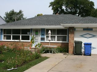 1102 W Central Rd, Mount Prospect, IL 60056