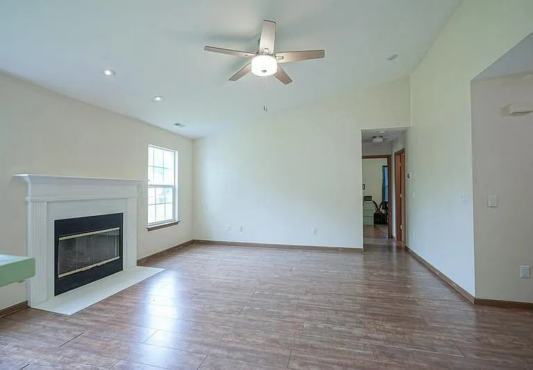 3117 Bluster Dr — Photo 4