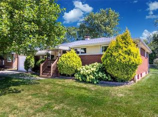 19 Pacecrest Ct, Buffalo, NY 14224