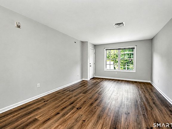 5th image of 21227 Arganese Place #211
