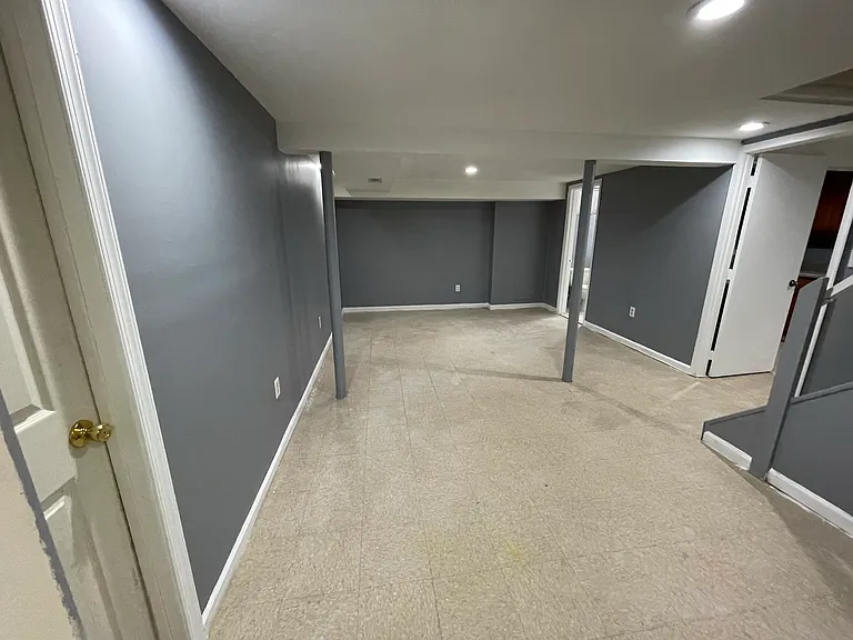 216 Carnation Ct #BASEMENT — Photo 13