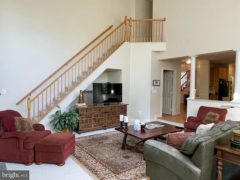 6915 Bonheim Ct — Photo 16