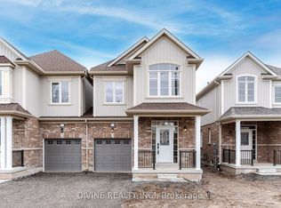 9241 White Oak Ave, Niagara Falls, ON L2G3P6