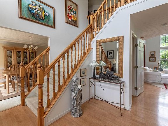 5th image of 6358 Stoney Creek Dr