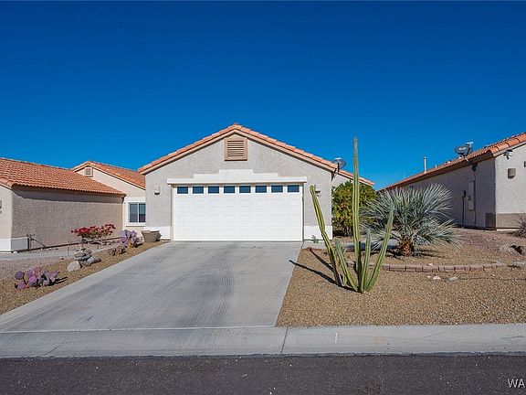 2nd image of 2447 Topanga Drive