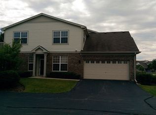 1551 Matthew Dr, Algonquin, IL 60102