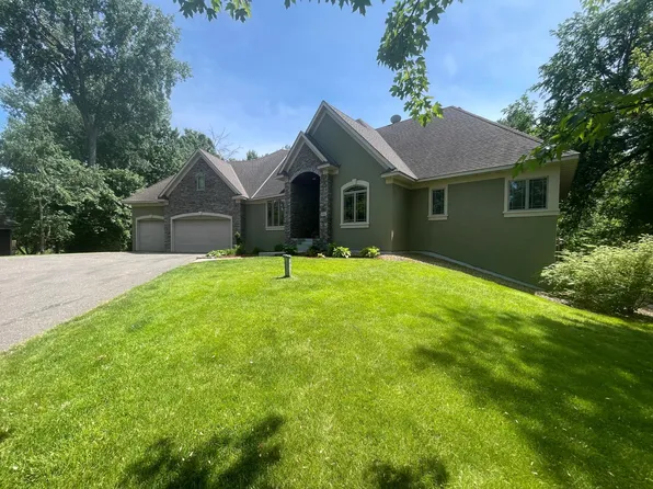 9861 51st St N, Lake Elmo, MN 55042