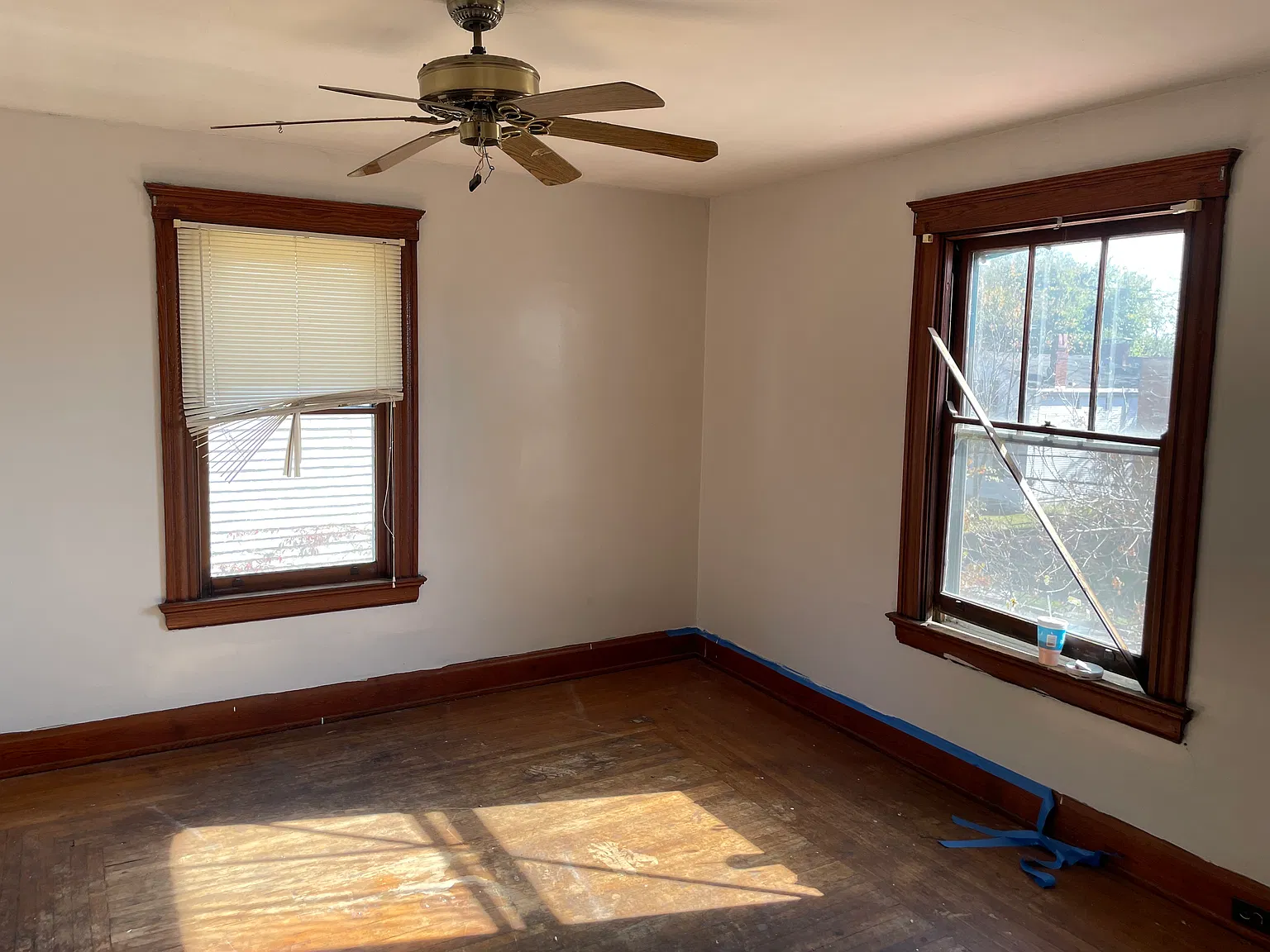 4 bed, 2039 sqft, $2,100 — Photo 2