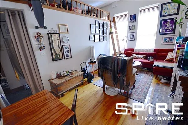 Building Photo - 253 W 93rd St #3S