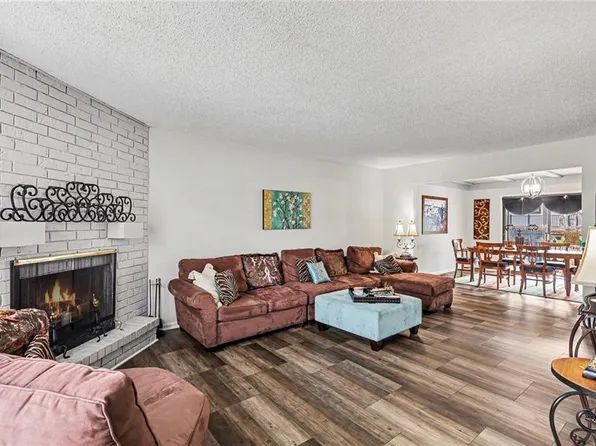 111 W Bannister Rd #2, Kansas City, MO 64114