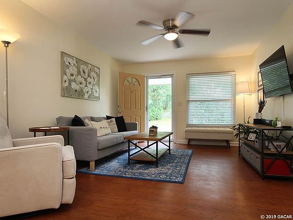 5th image of 2285 NW 37th Pl