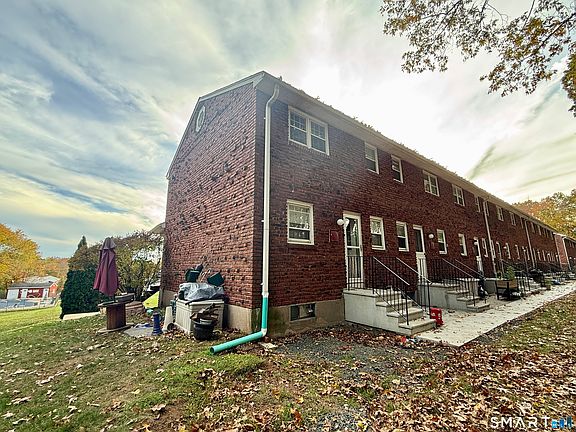 4th image of 201 Regan Road #35A