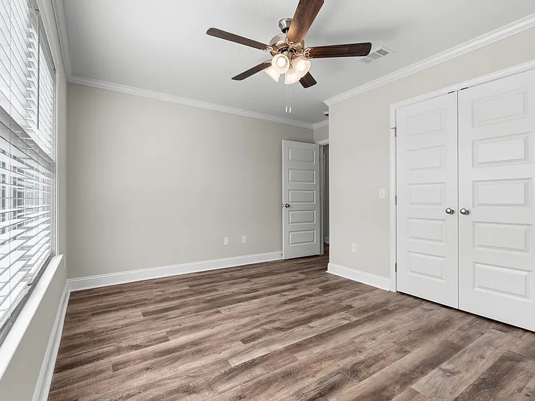 303 Latitude Ln — Photo 22