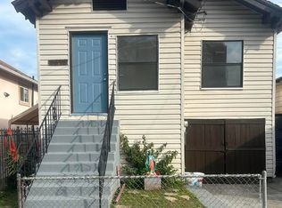 2618 E 20th St, Oakland, CA