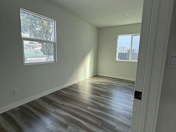 3rd image of 700 E 50th St #A