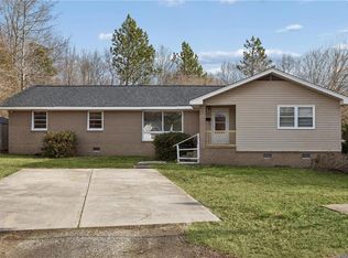 594 Taliaferro Rd, Yorktown, VA 23690