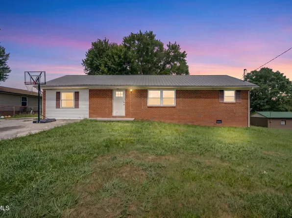 602 Hilltop Dr, Morristown, TN 37814