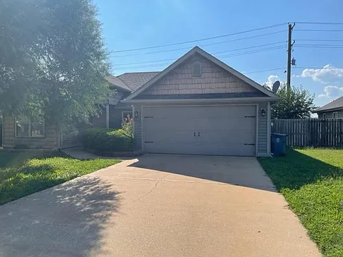 5302 SW Monaco Ln Photo 1