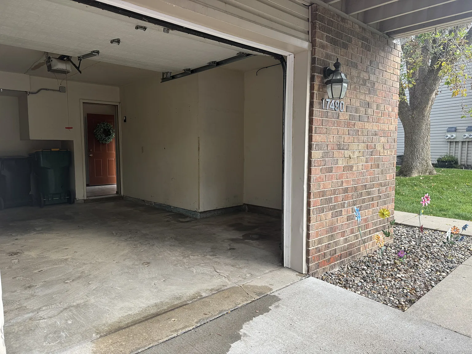 17490 Pond Circle Dr - 1 — Photo 4