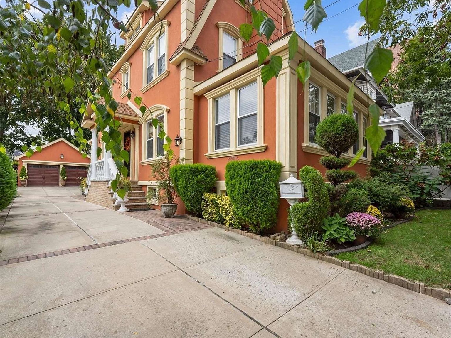 8426 87th Street, Woodhaven, NY 11421 Zillow