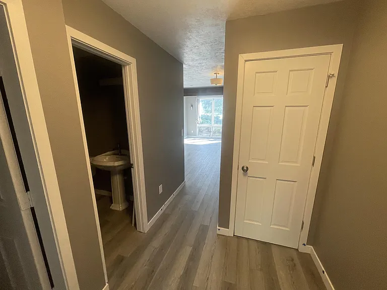 1613 S Black Ave #1613 — Photo 1