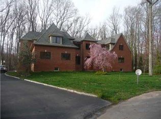 11 David Ct, Edison, NJ 08820