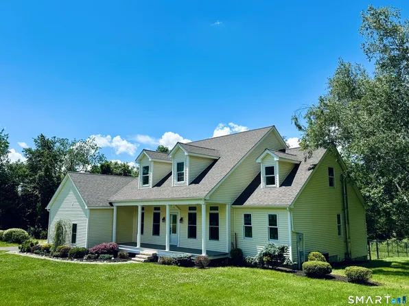 365 Munger Lane, Bethlehem, CT 06751