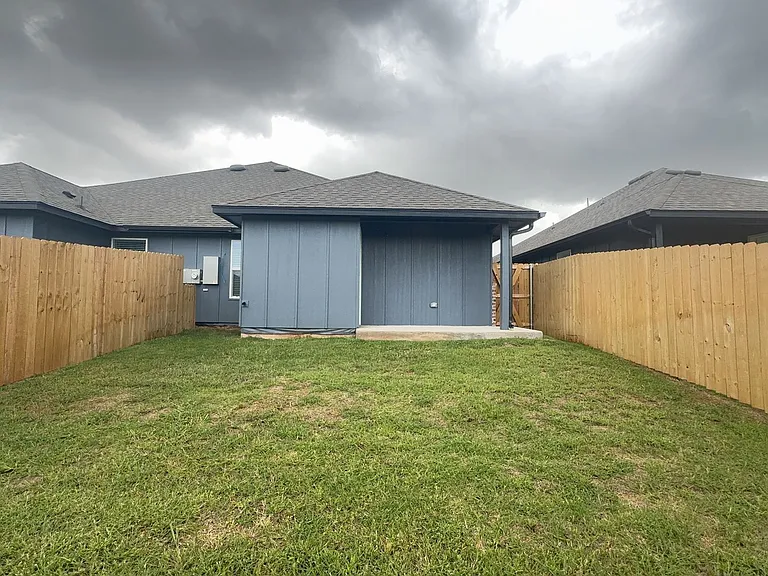 11513 University Dr — Photo 20