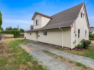 9112 Broadway Rd, Chilliwack, BC V2P5W3