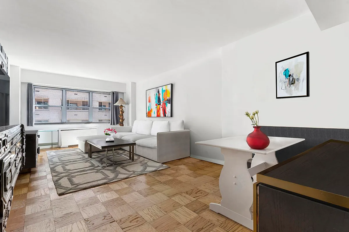 27 East 65th St Unit 6E  