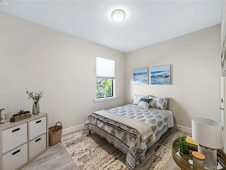 6767 Pennyroyal Dr — Photo 26