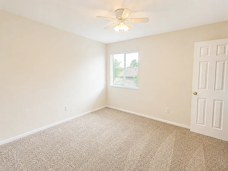 5406 Boot Scootin Ct — Photo 16