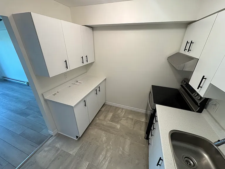 316 Kingsdale Ave — Photo 7