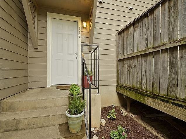 1st image of 5616 Emerald Forest Dr APT 119