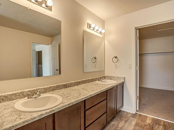 3rd image of 5655 W Island Ridge Dr #1