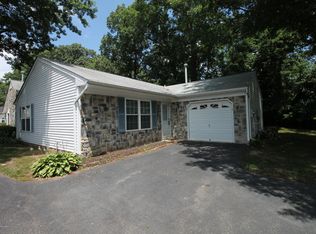 43 Ivy Ridge Close #1000, Freehold, NJ 07728