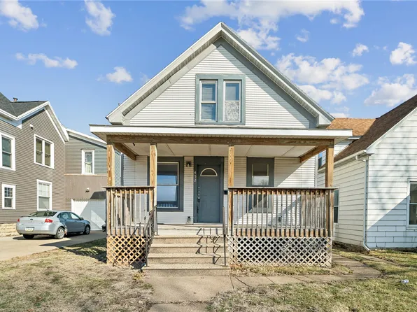 452 8th Ave SW, Cedar Rapids, IA 52404