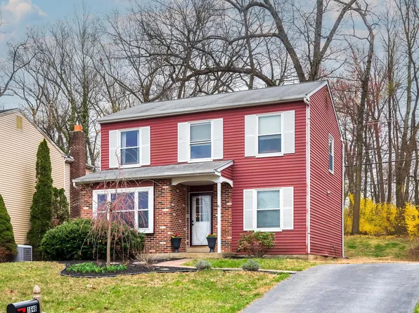 1646 Farnham Ln, Downingtown, PA 19335
