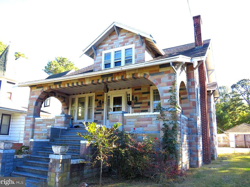 1st image of 16 E Chesapeake Ave