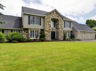 2923 Flintlock St, Eugene, OR 97408