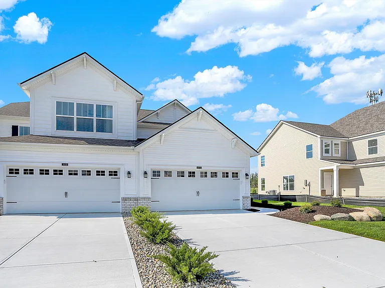 10713 Mangrove Dr — Photo 3